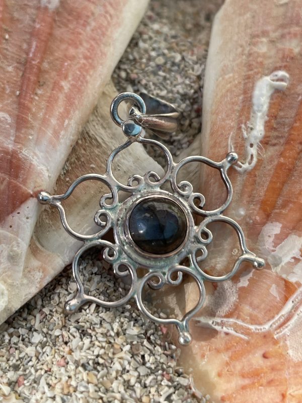 Amuleto Flor Loto Plata - Imagen 2